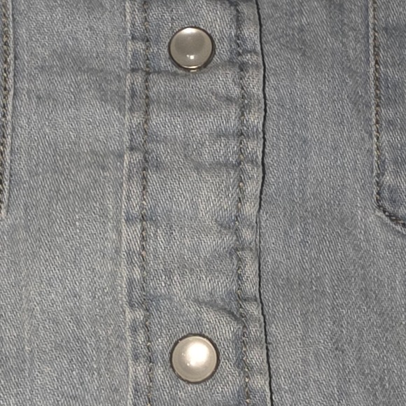 Levis Shirt Womens XS Western Pearl Snap Denim Long Sleeve Cowgirl Rodeo Rock - Picture 10 of 14